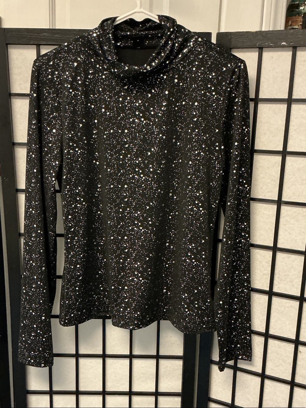 Long sleeve black sparkle, top see measurements
